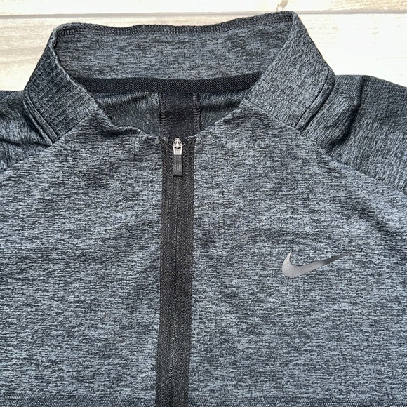 ❗️Nike Pullover 1/4 Zip - Picture 2 of 3